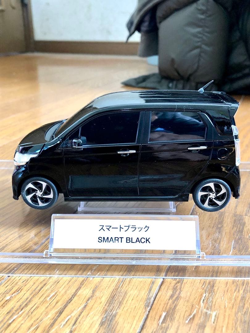 HONDA N WGN Customディスプレイモデル黒色15インチアルミ仕様