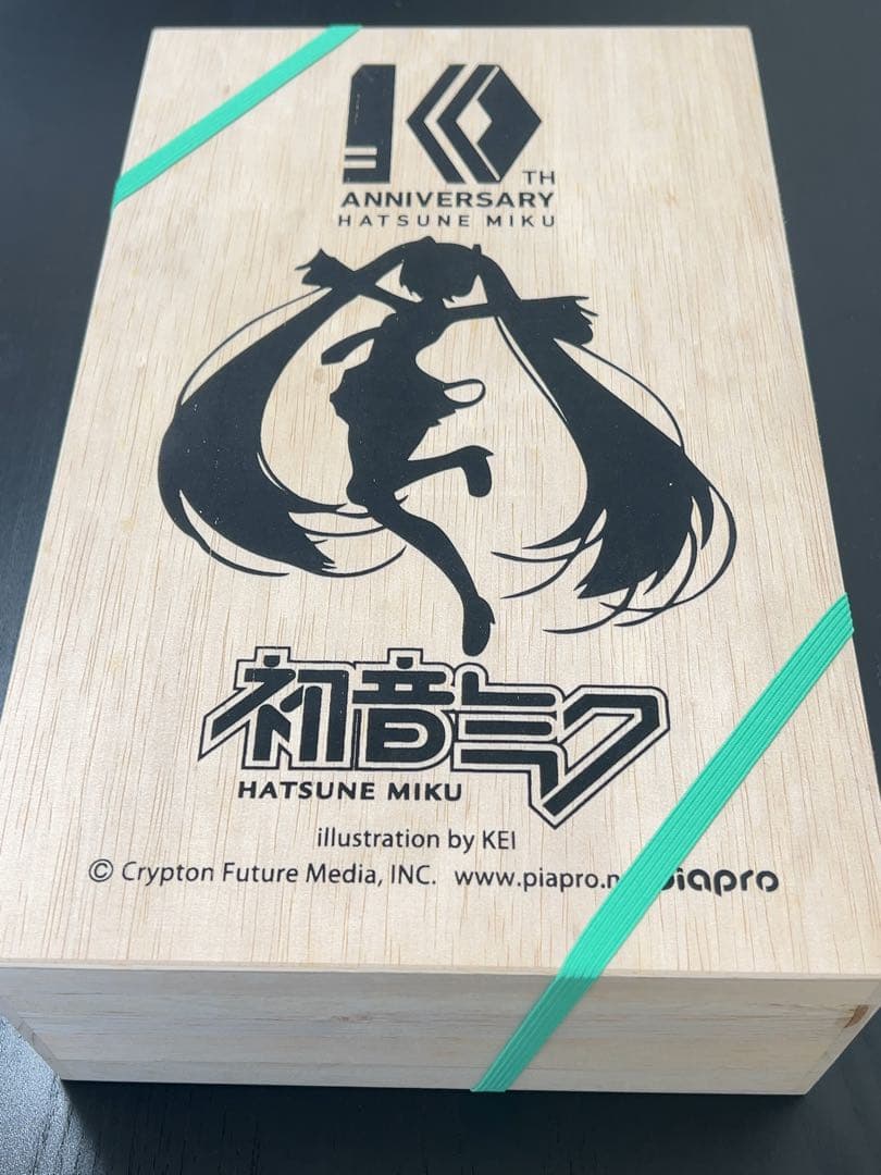 初音ミク 10th スパークリングワイン ノンアル 特製ワイングラス付属 未使用