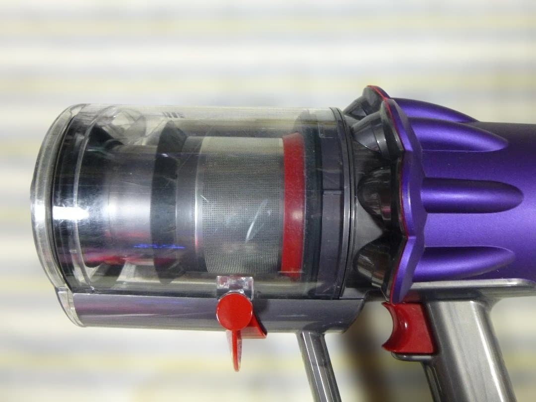 年始の大掃除に　ダイソンSV18　動作確認済み本体　キズの少ない並品　エコ42分