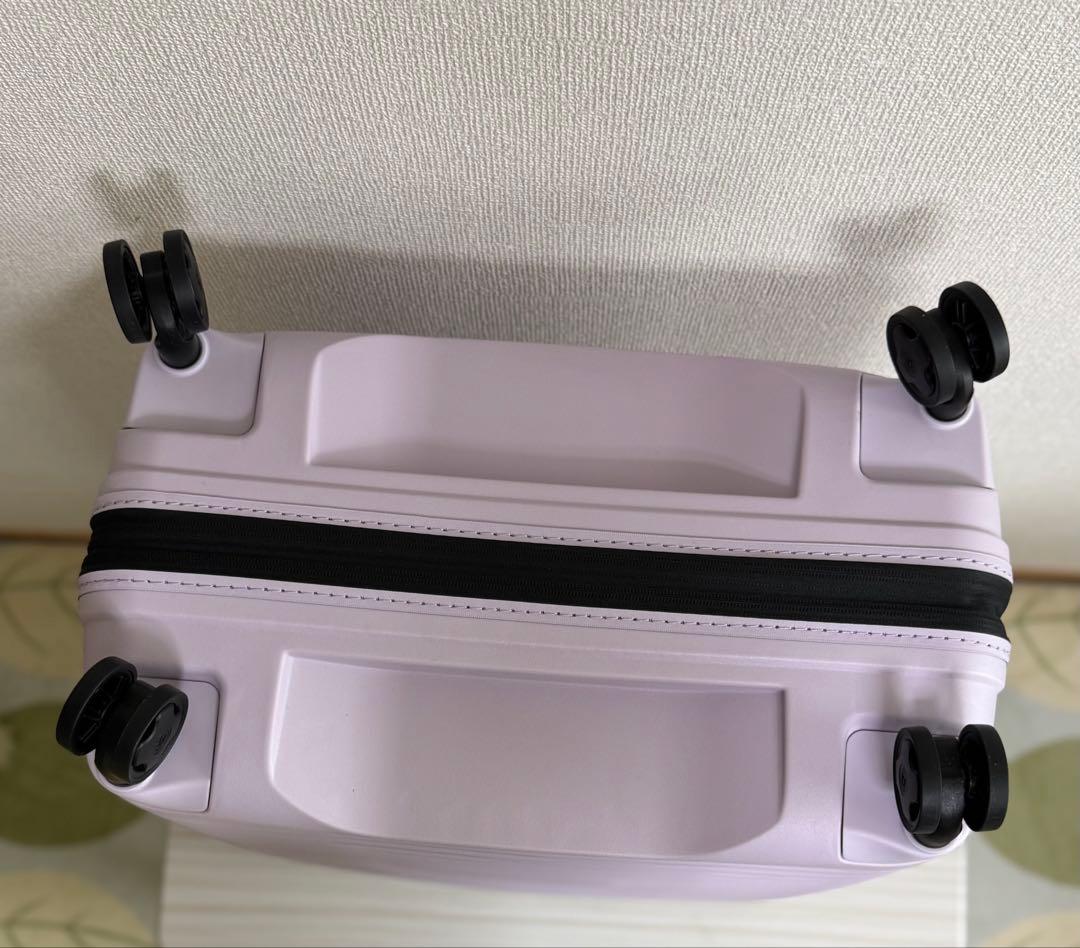 サムソナイト　パステルピンク　キャリーケース　スーツケース（多少難あり）