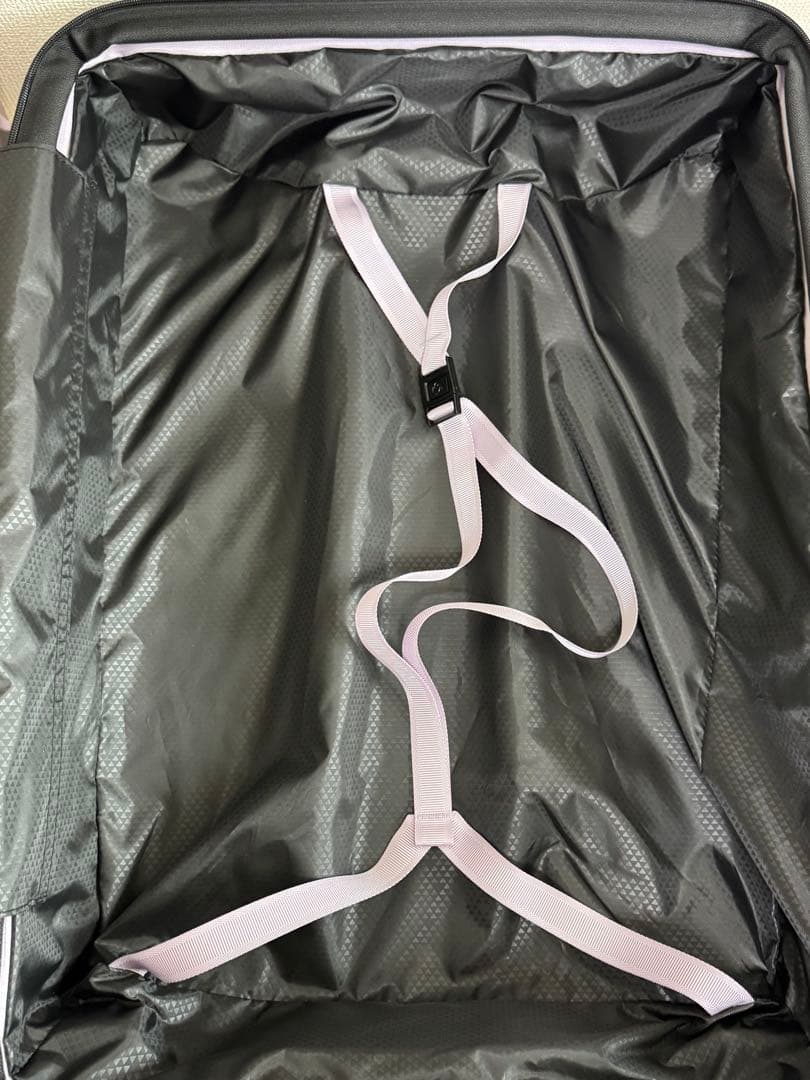 サムソナイト　パステルピンク　キャリーケース　スーツケース（多少難あり）