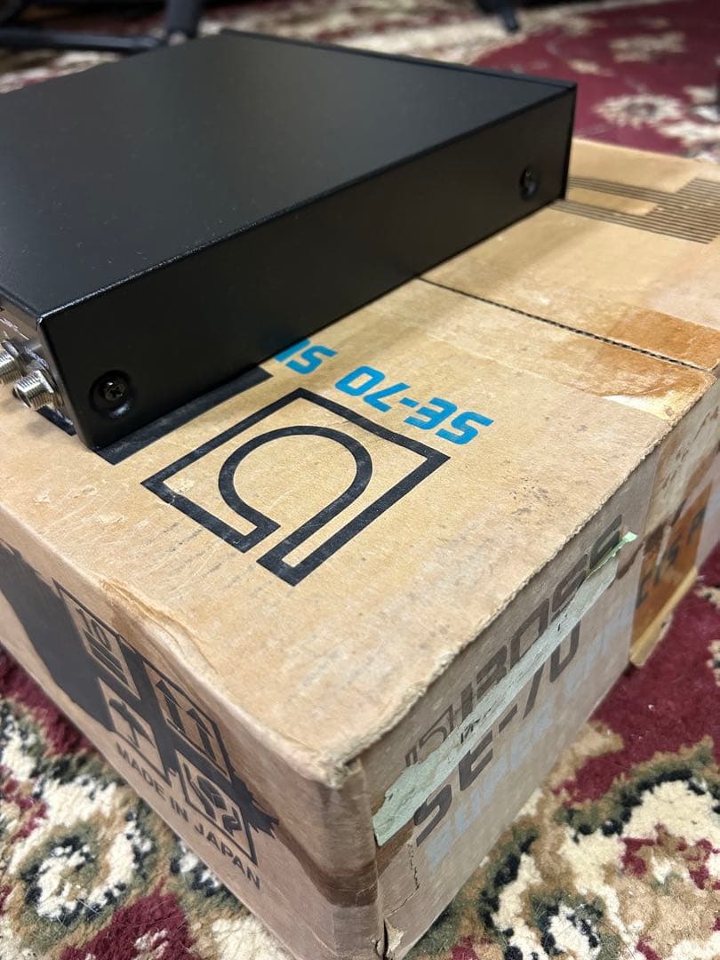極美品　BOSS SE-70 スーパーエフェクトプロセッサー