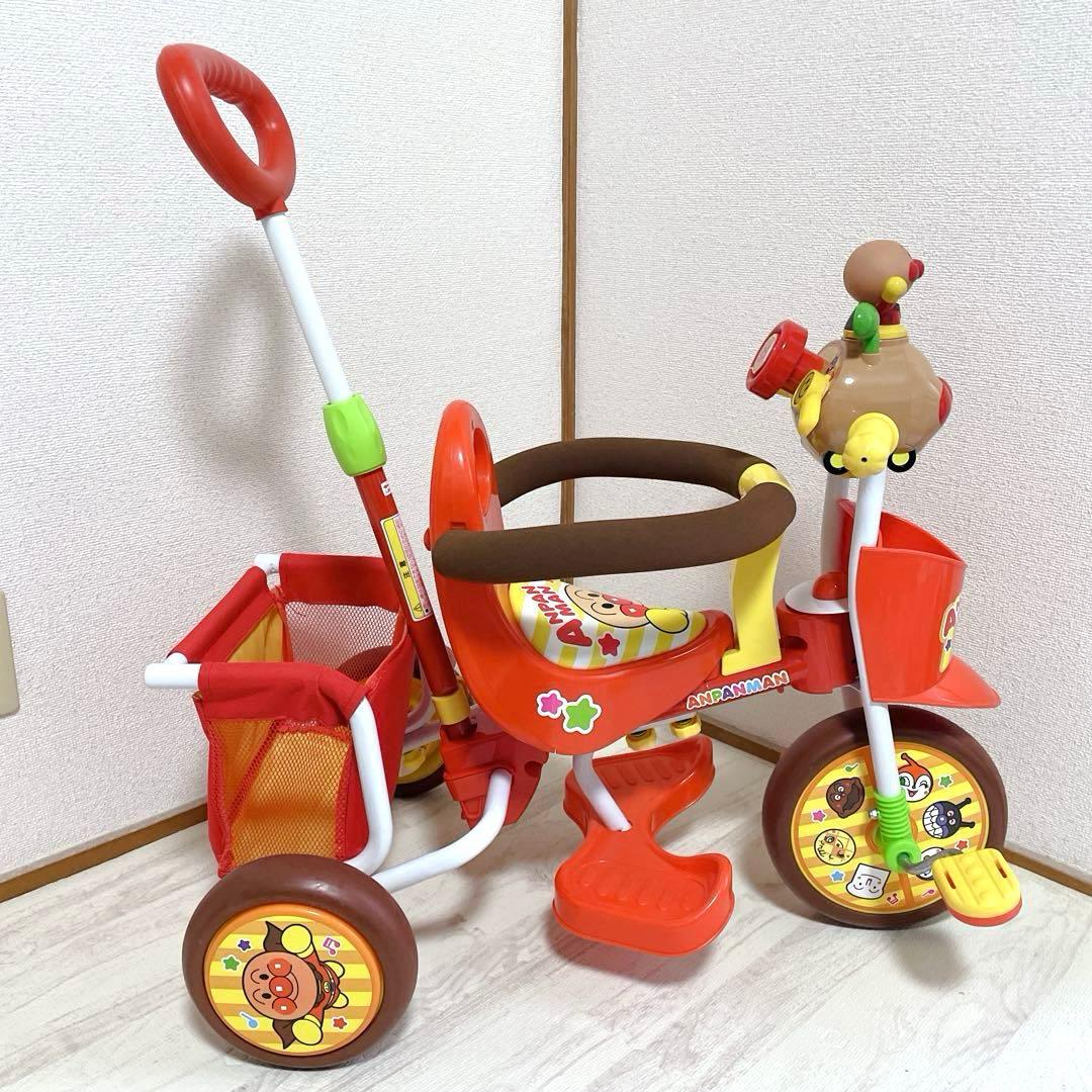 美品 エム・アンド・エム おでかけ三輪車 わくわくアンパンマンごうピースII
