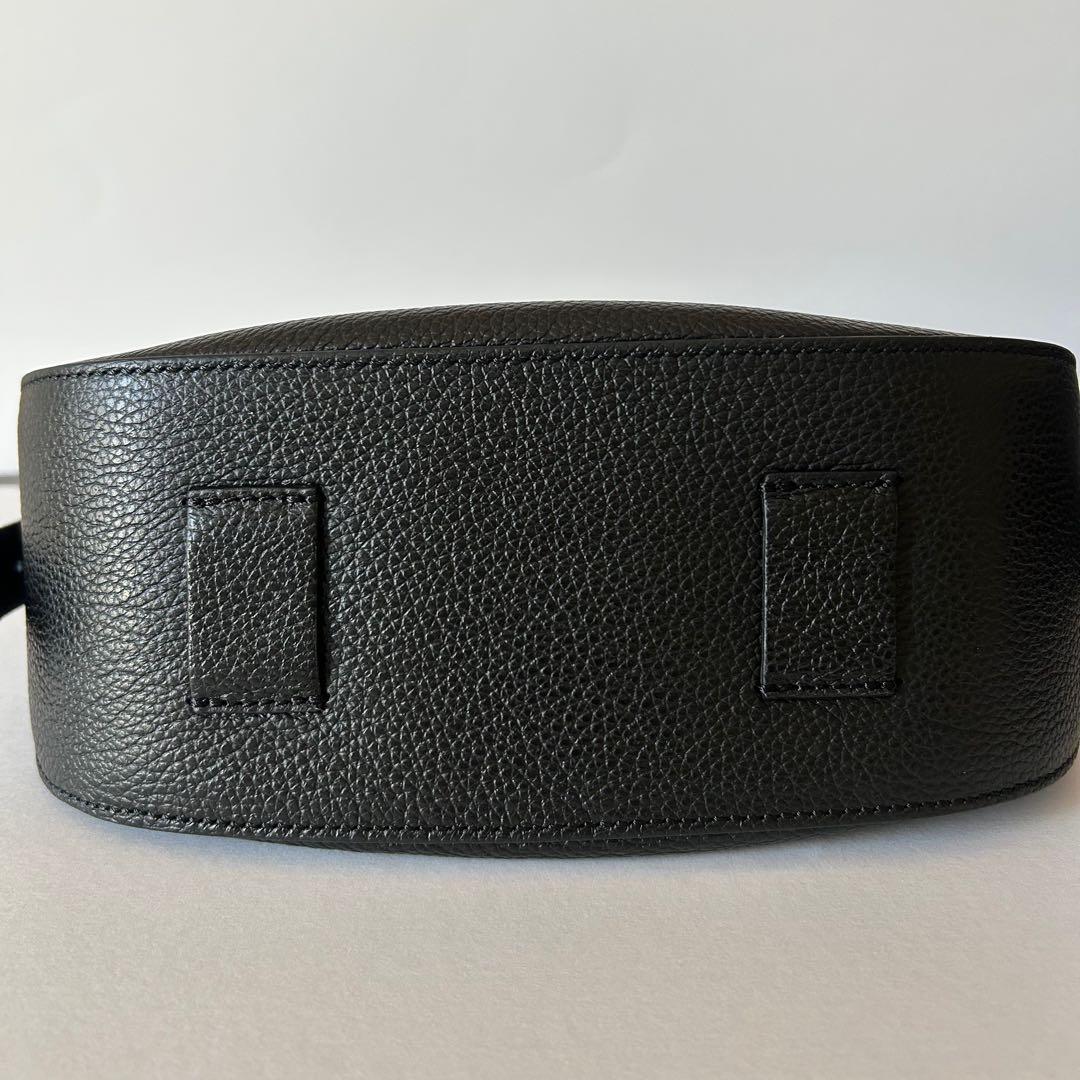 CHRISTIAN VILLA クリスチャンヴィラ　ムーンショルダーバッグ