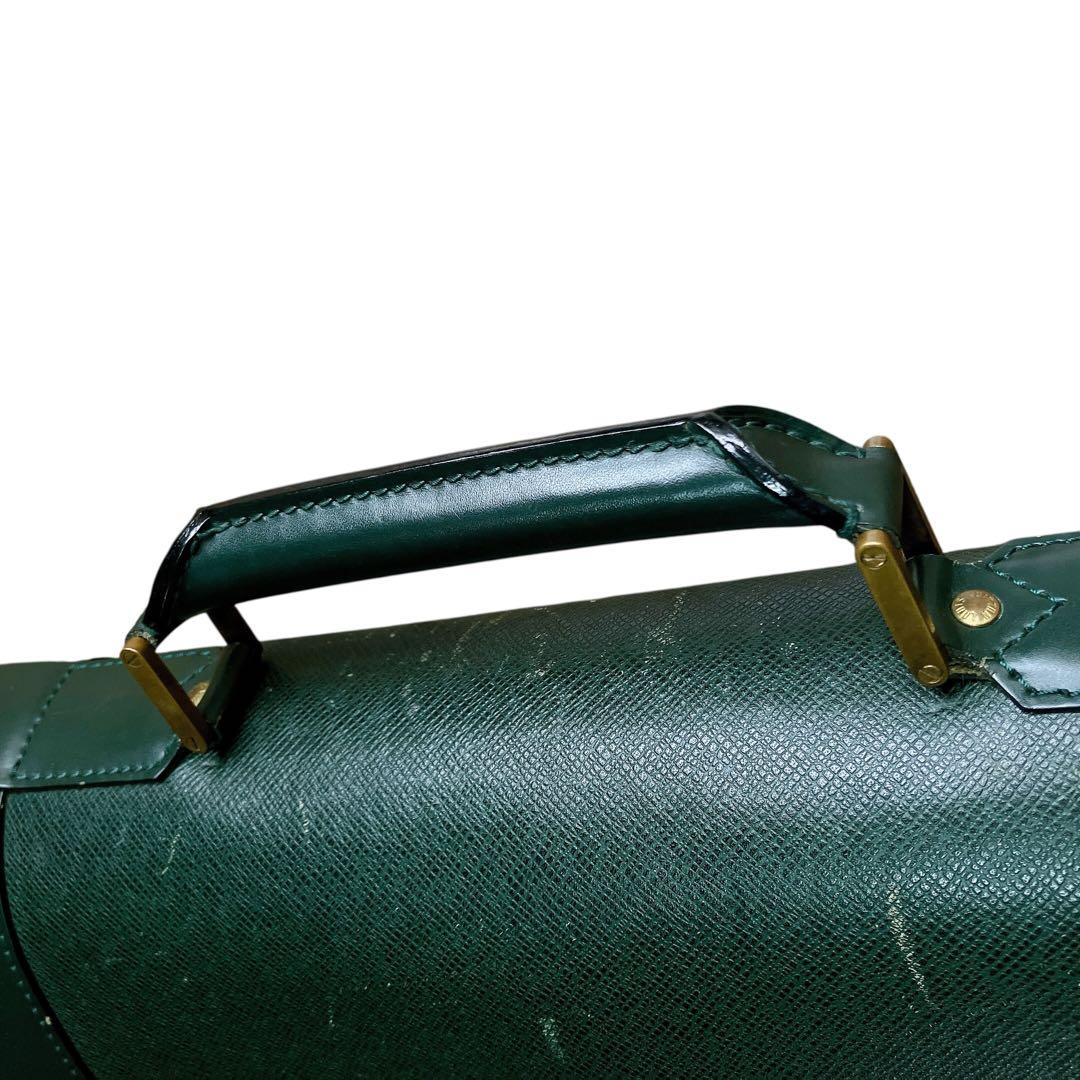 LOUIS VUITTON ポルタブル ジベシエール ガーメントケース タイガ