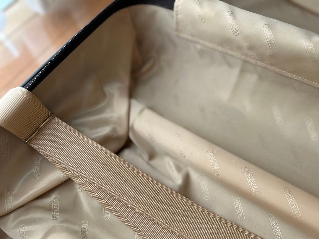 リモワ　サルサデラックス　35L 4輪　グロスブラウン　機内持込　キャリーケース