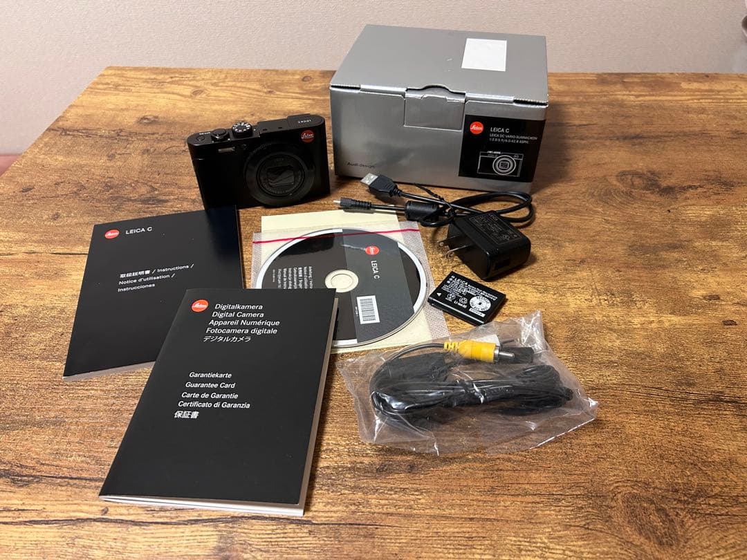 Leica C typ112ダークレッド コンパクトデジタルカメラ　ライカ