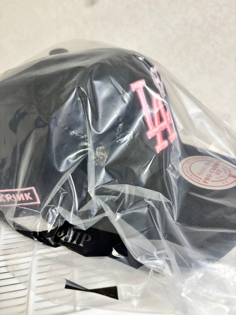 BLACKPINK × Mitchell & Ness × ドジャース キャップ