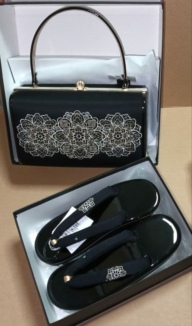 高級 草履・バッグ　刺繍 ラインストーン 厚底　豪華　成人式（振袖）卒業式（袴）