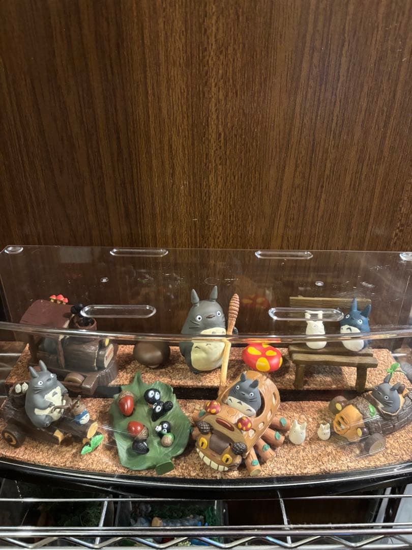 トトロ、プルバックカー4点、大、中、小トトロフィギュア、その他小物セット