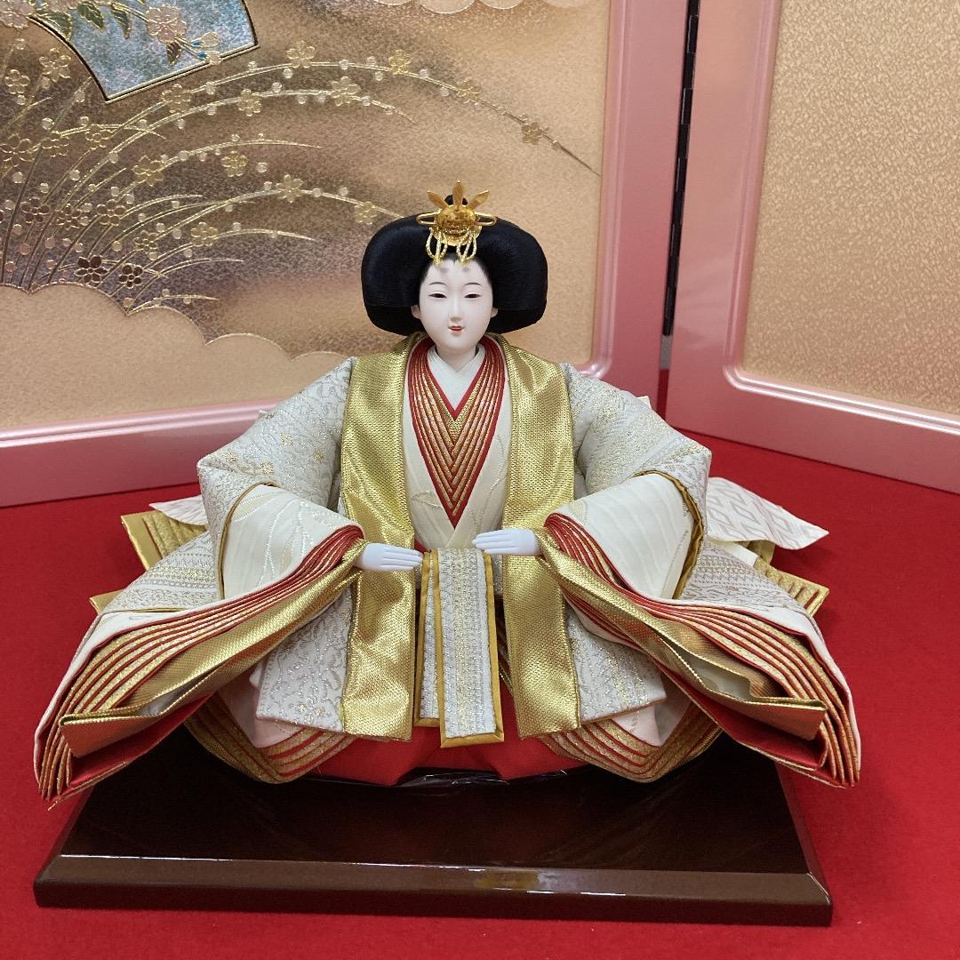 F15 シルバー・金色衣装　優しいお顔のお雛様　訳あり特価　親王飾り