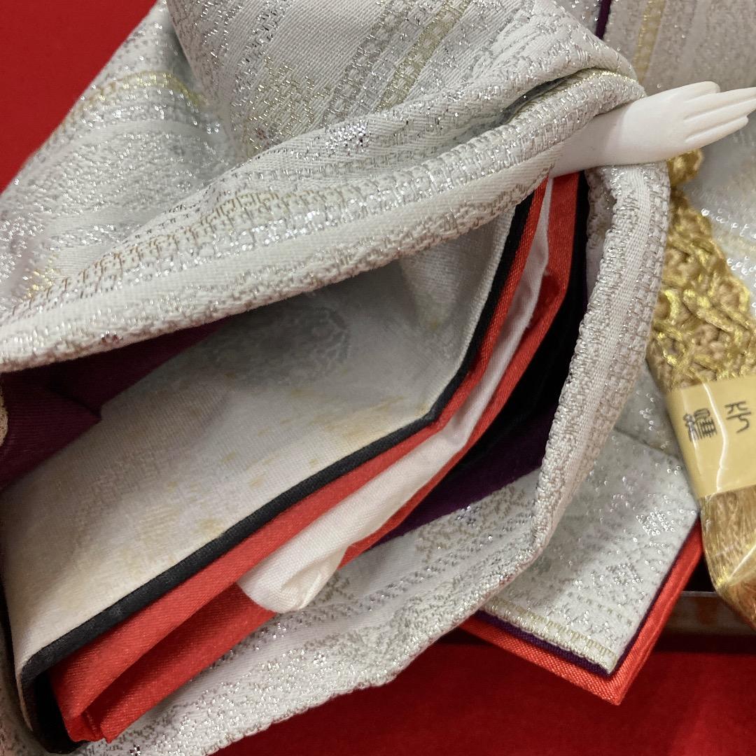 F15 シルバー・金色衣装　優しいお顔のお雛様　訳あり特価　親王飾り