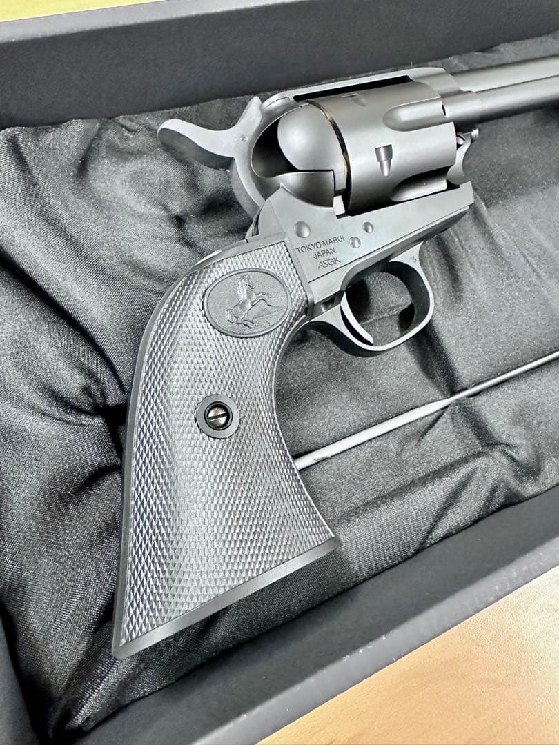 東京マルイ SAA.45 アーティラリー5 1/2インチ 黒　エアソフトガン