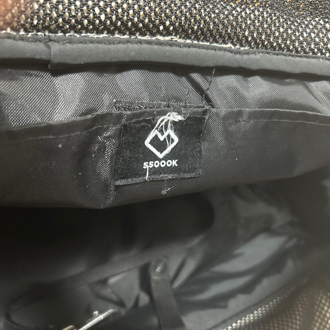 【SSOOOK】SLINGBAG ベージュ Sサイズ(右)