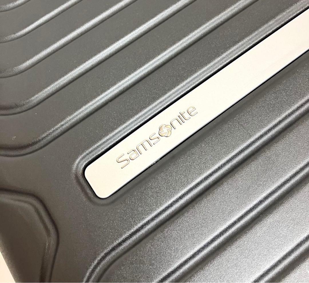 送料無料 サムソナイト LITE-Frame ライトフレーム スピナー55/20