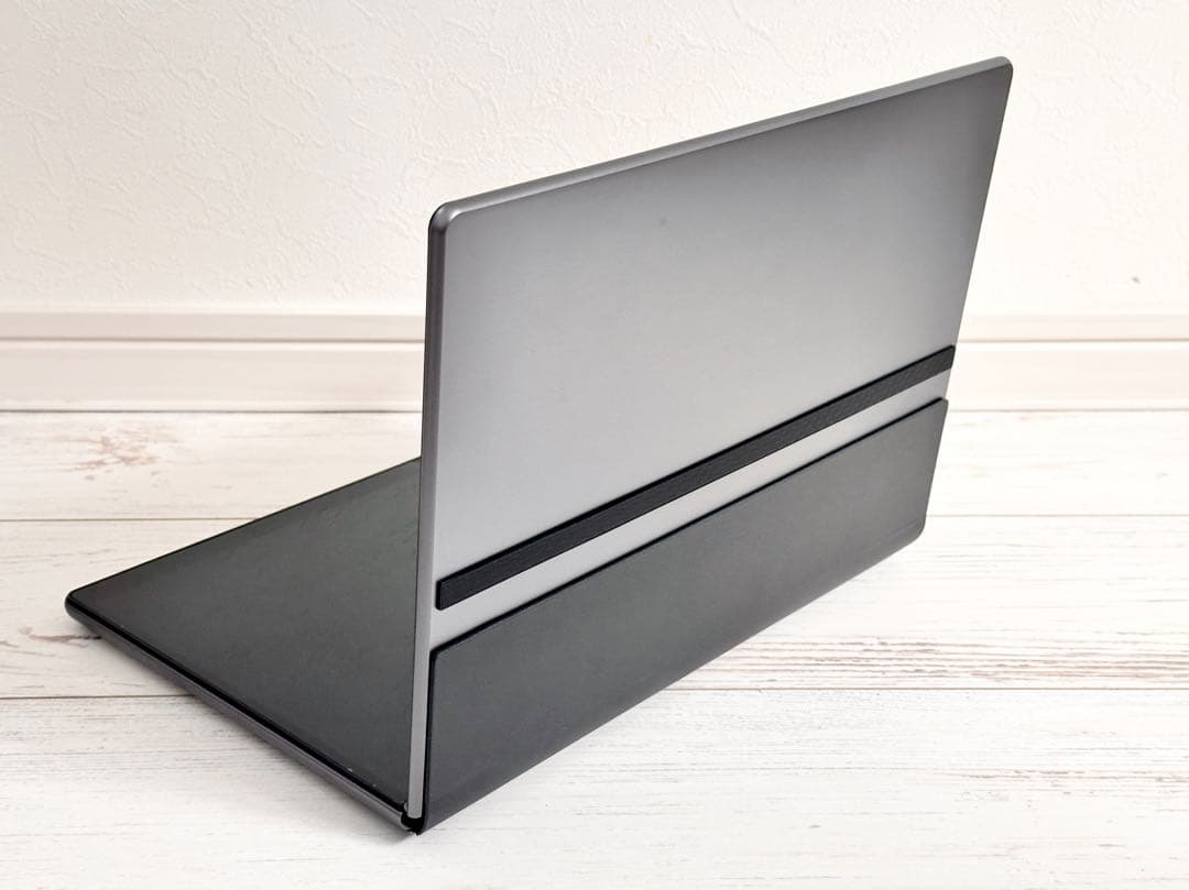 13.5インチデュアルディスプレイノートPC DXUSCREEN