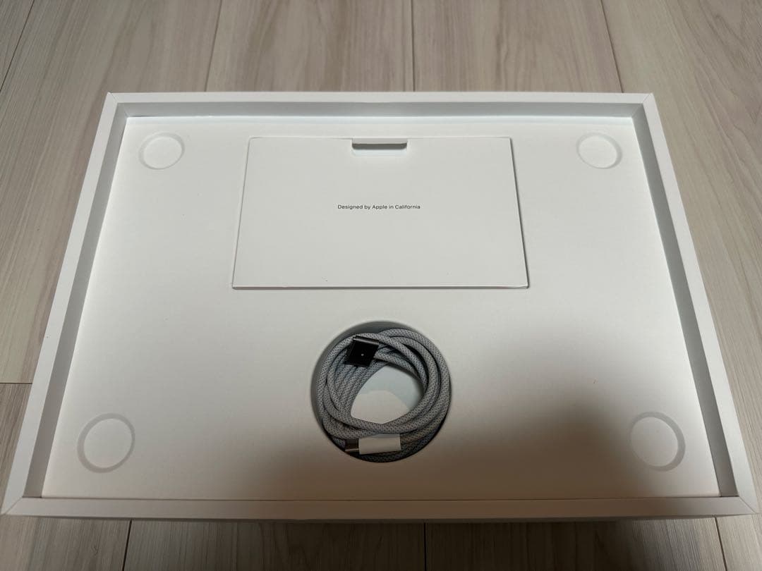 MacBookAir M2 2022年モデル 13.6インチ