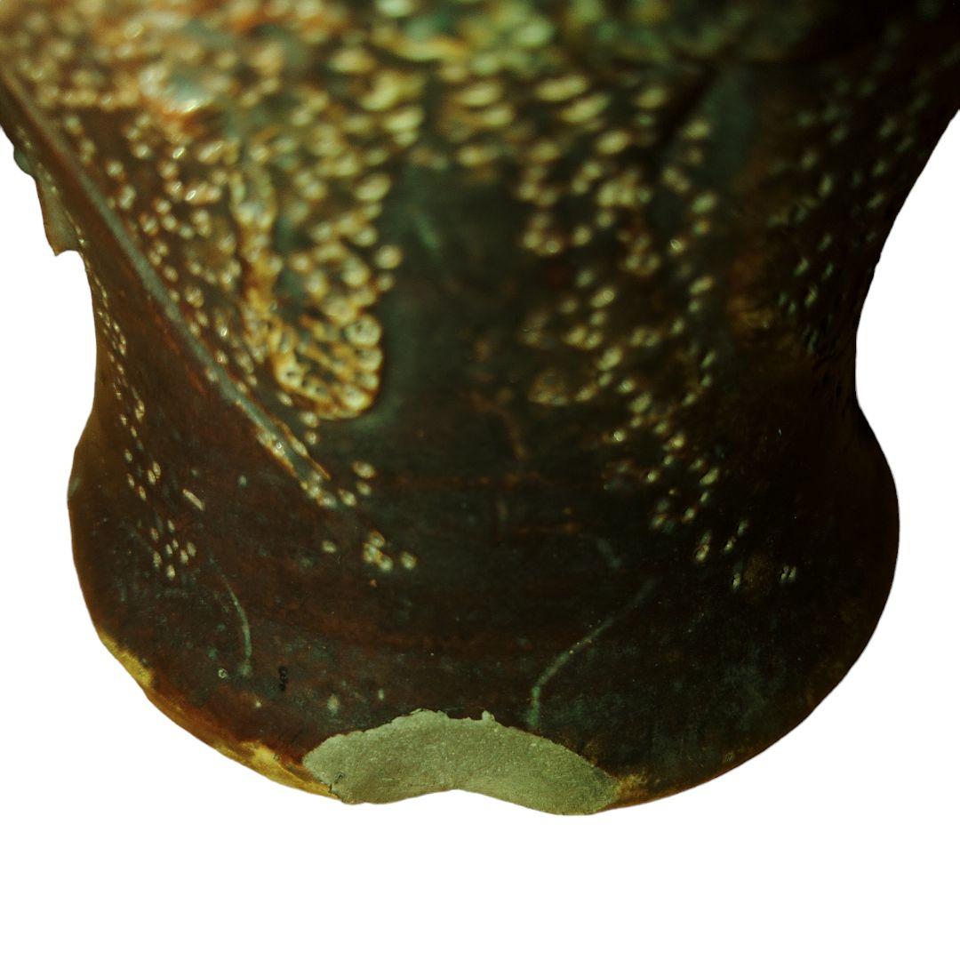 朝鮮系?古瀬戸?　飴釉　飛龍文花瓶　在銘