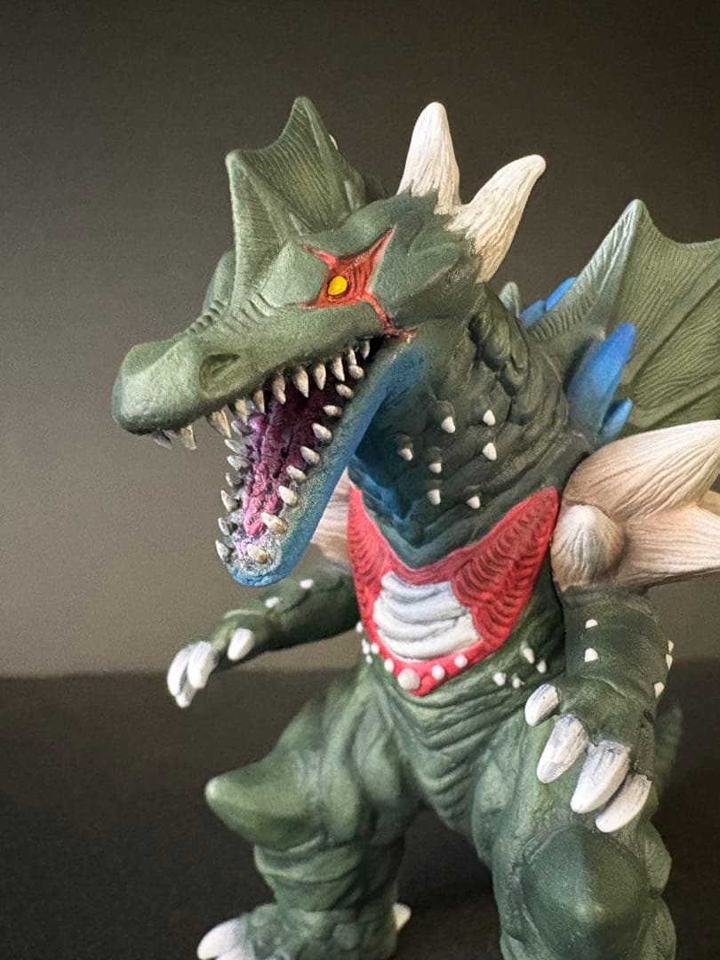 ウルトラ怪獣ソフビ　ガイリュウガ　リペイント完成品