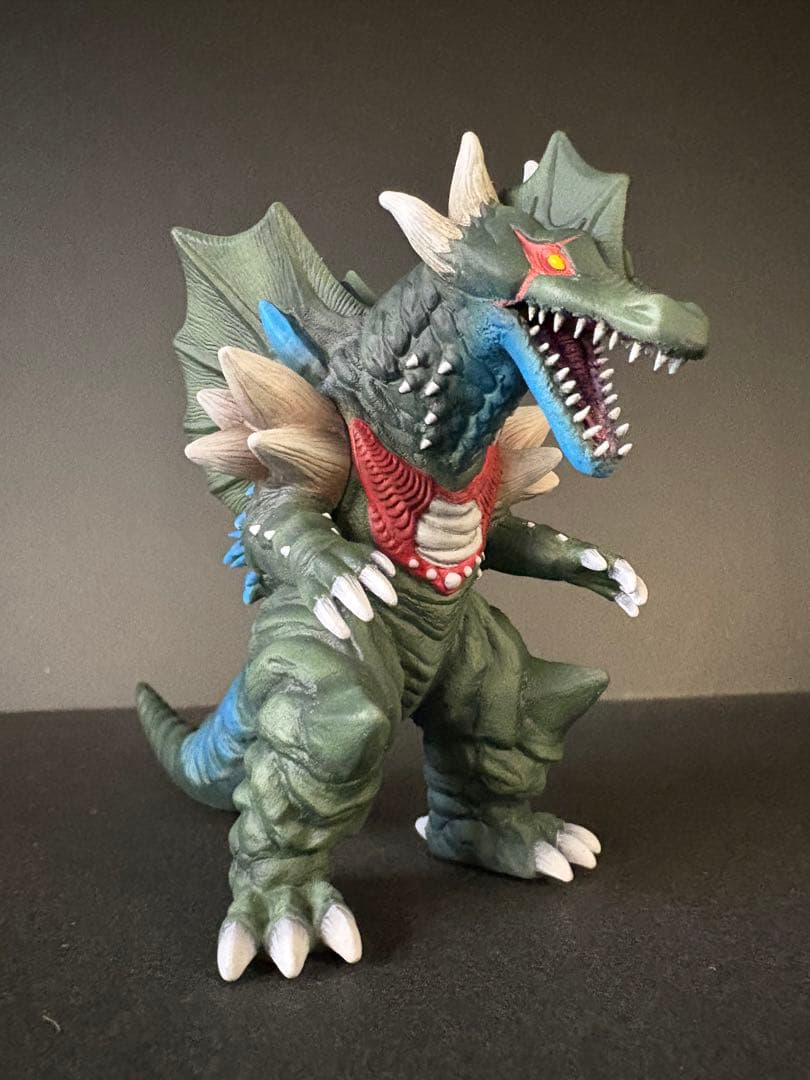 ウルトラ怪獣ソフビ　ガイリュウガ　リペイント完成品