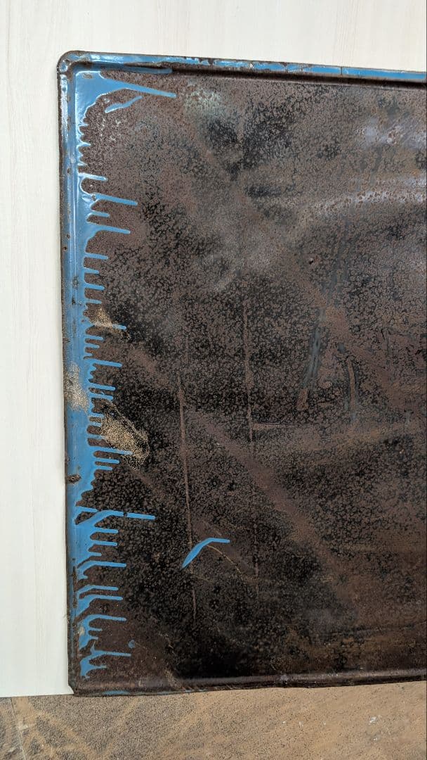 アンティーク看板 青地 赤白グラフィック