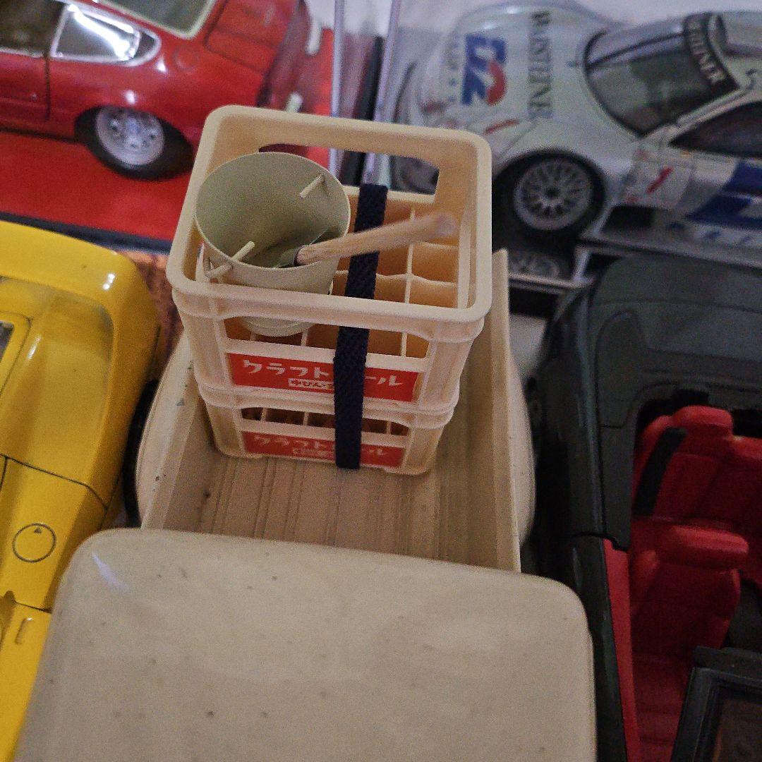 １/18 Ferrari　Volkswagen　シボレー　東海道ヤナセ、コーンズ