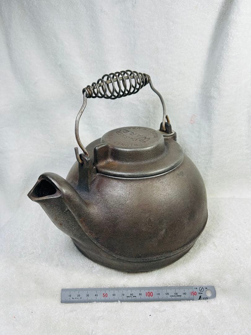 美品　ビンテージ品ワグナーの2.4L 鋳鉄製ケトル