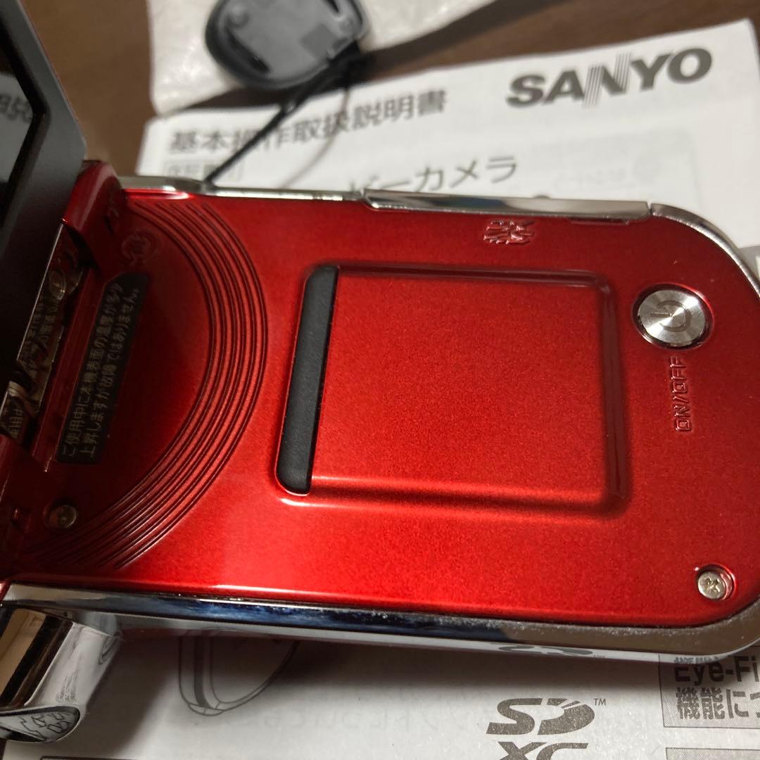 (美品)SANYO デジタルムービーカメラ Xacti CG100 レッド