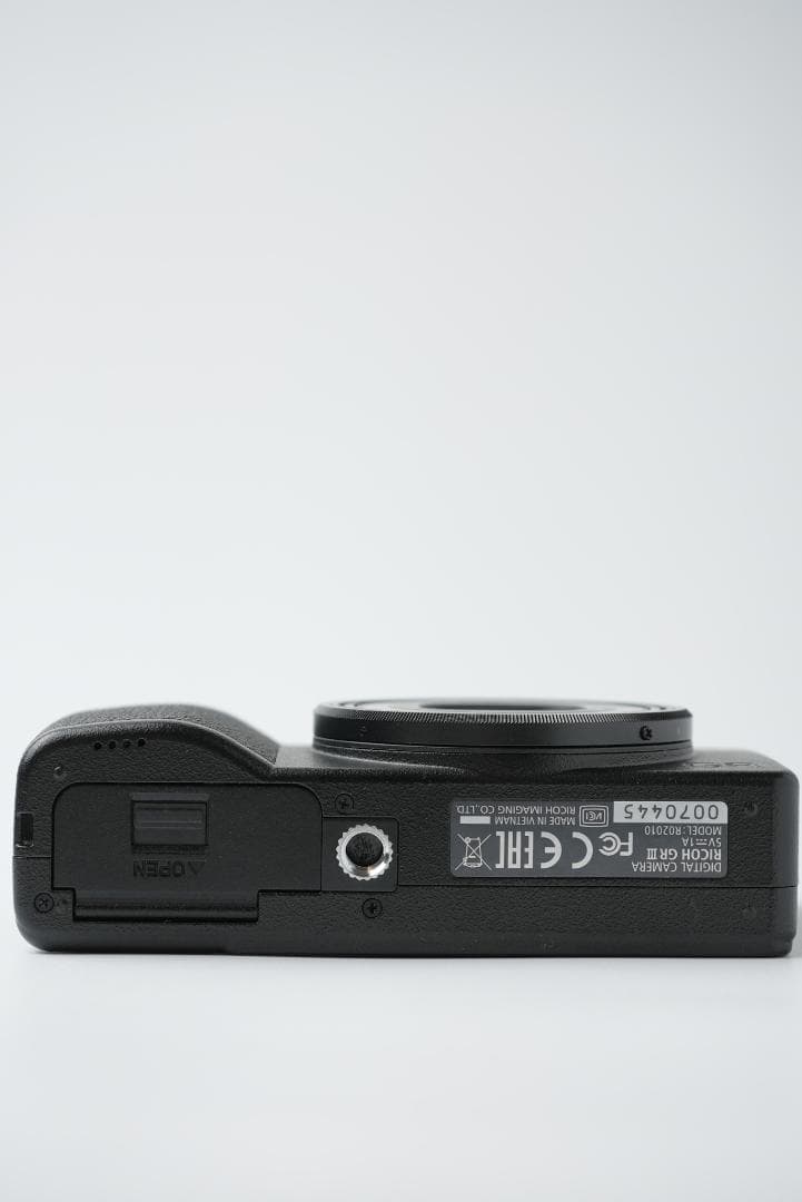 [極美品] [ショット数2,256] RICOH リコー GR III GR3