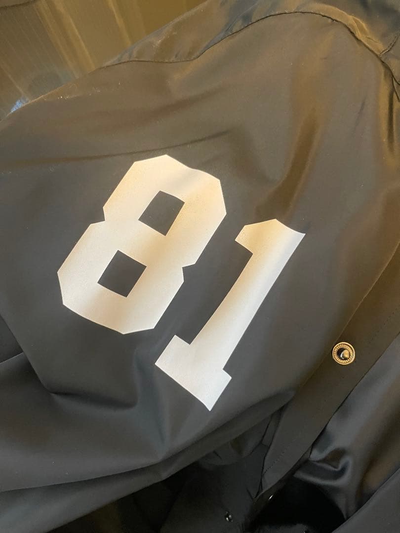 UVERworldスタジャン size3