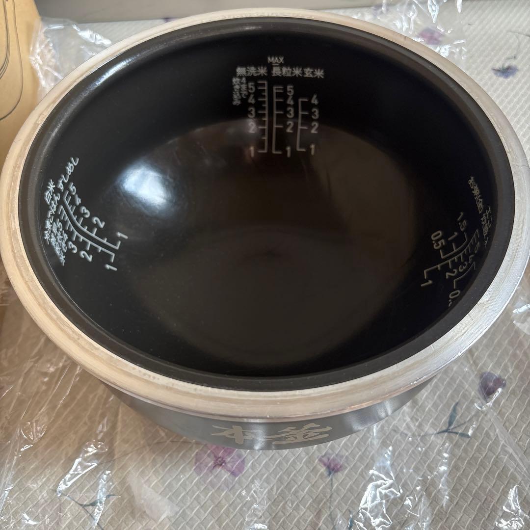 まつぼっくり 美品♡T-fal 炊飯器 5.5合炊きブラックRK8808J