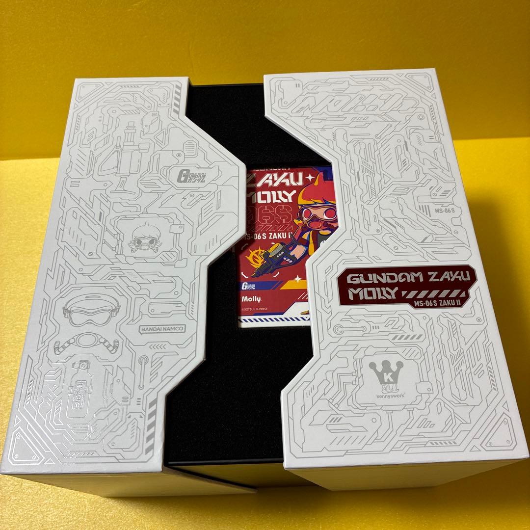 美品　popmart zaku molly ガンダム GUNDAM