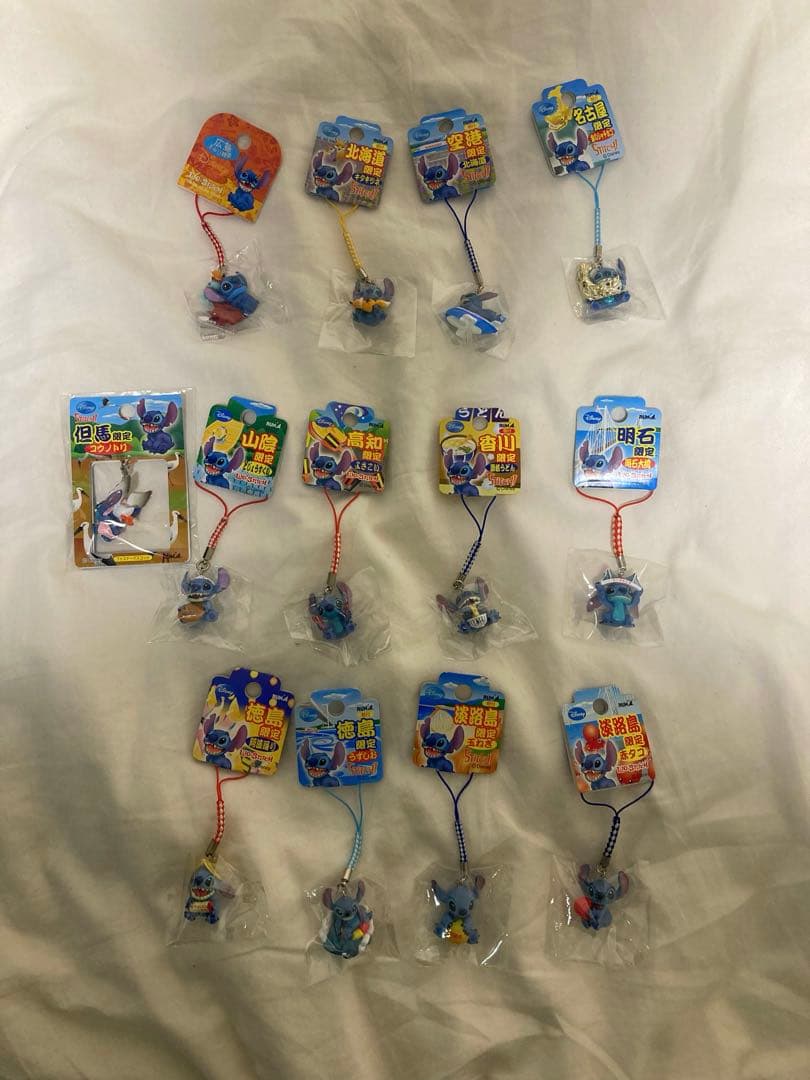 ご当地スティッチ➕キーホルダー他　18個セット