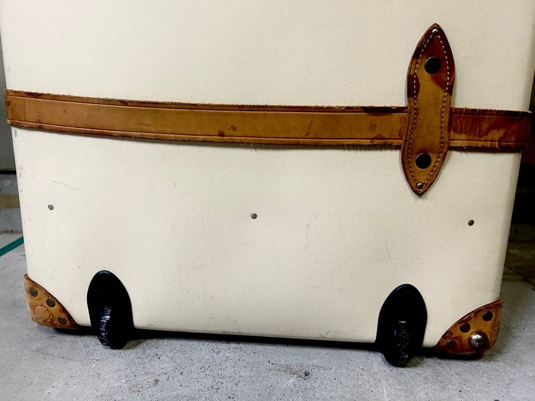 【定価45万円程】◆グローブトロッター人気のアイボリー/革バンド破れ