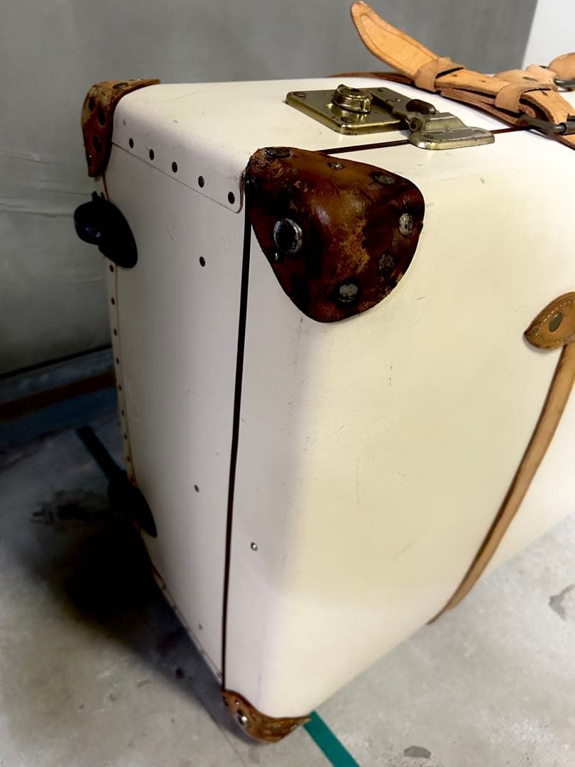 【定価45万円程】◆グローブトロッター人気のアイボリー/革バンド破れ