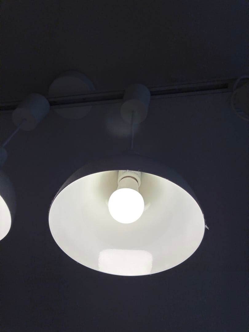 ⭐️ハル⭐️　 【無印良品】 ホワイト 3灯 ペンダントライト レール式