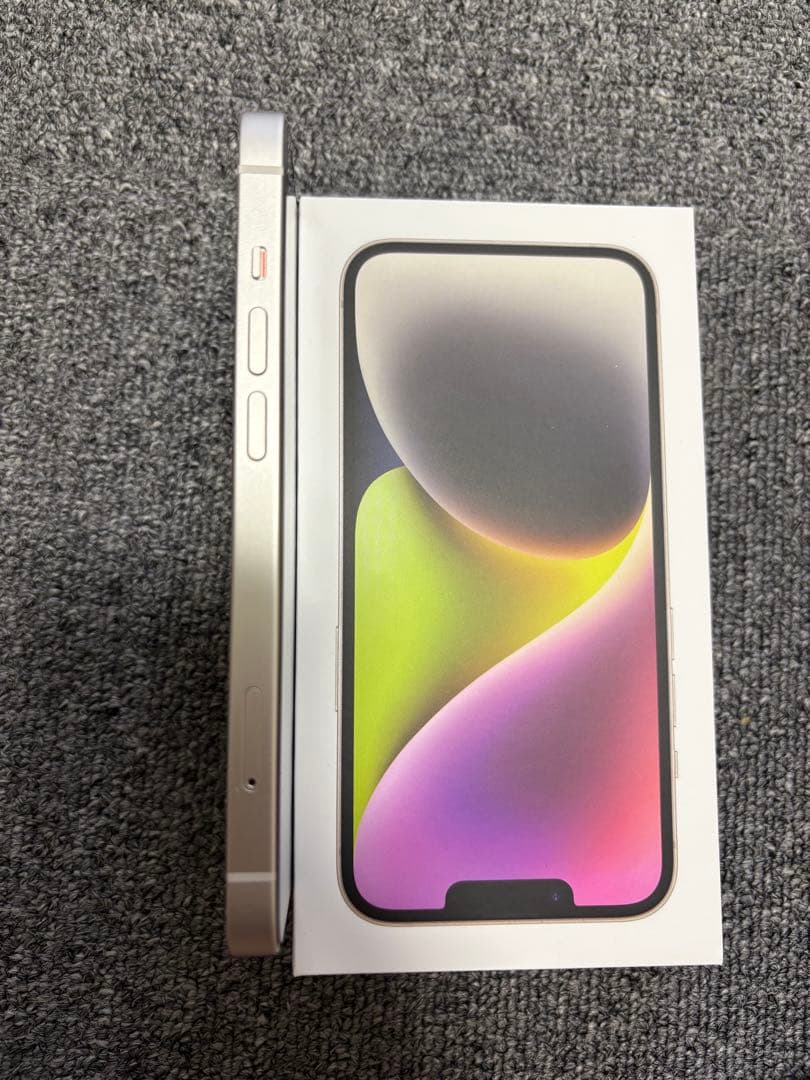 Apple iPhone 14 ホワイト 本体　128㎇