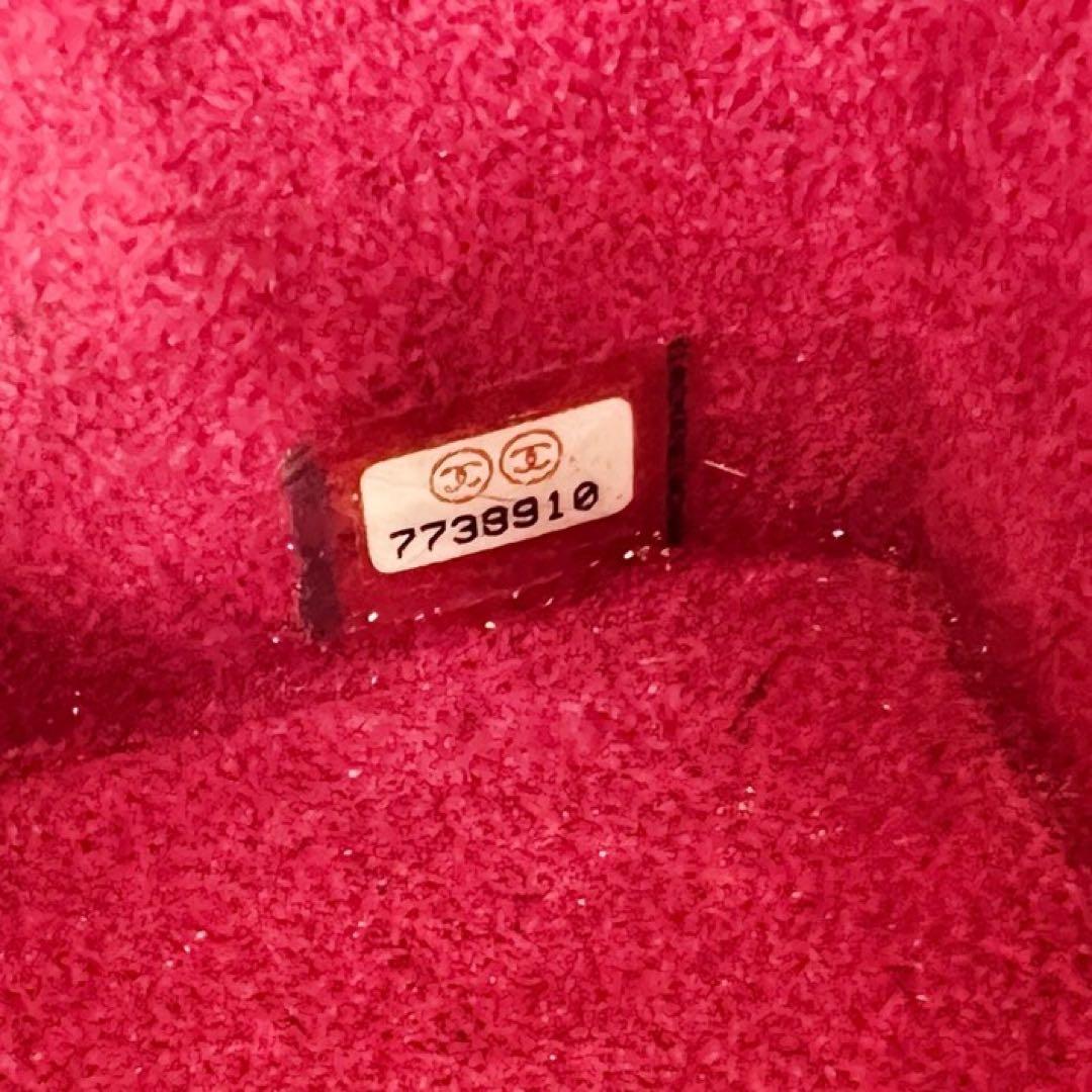 CHANEL シャネル　ココマーク　エナメル　バニティ　ポーチ　ブラック