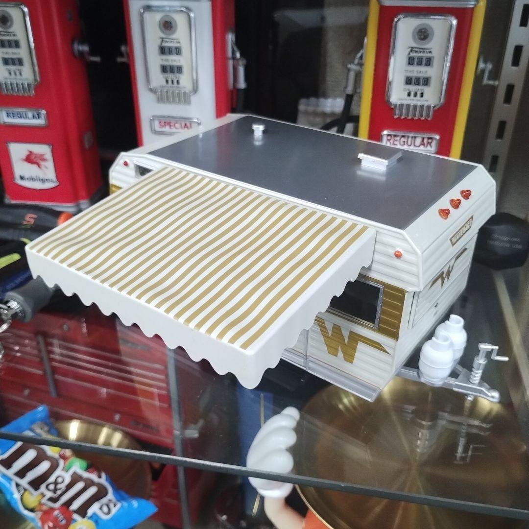 グリーンライト　winnebago　ウィネベーゴ　トレーラー　ミニカー　1:24