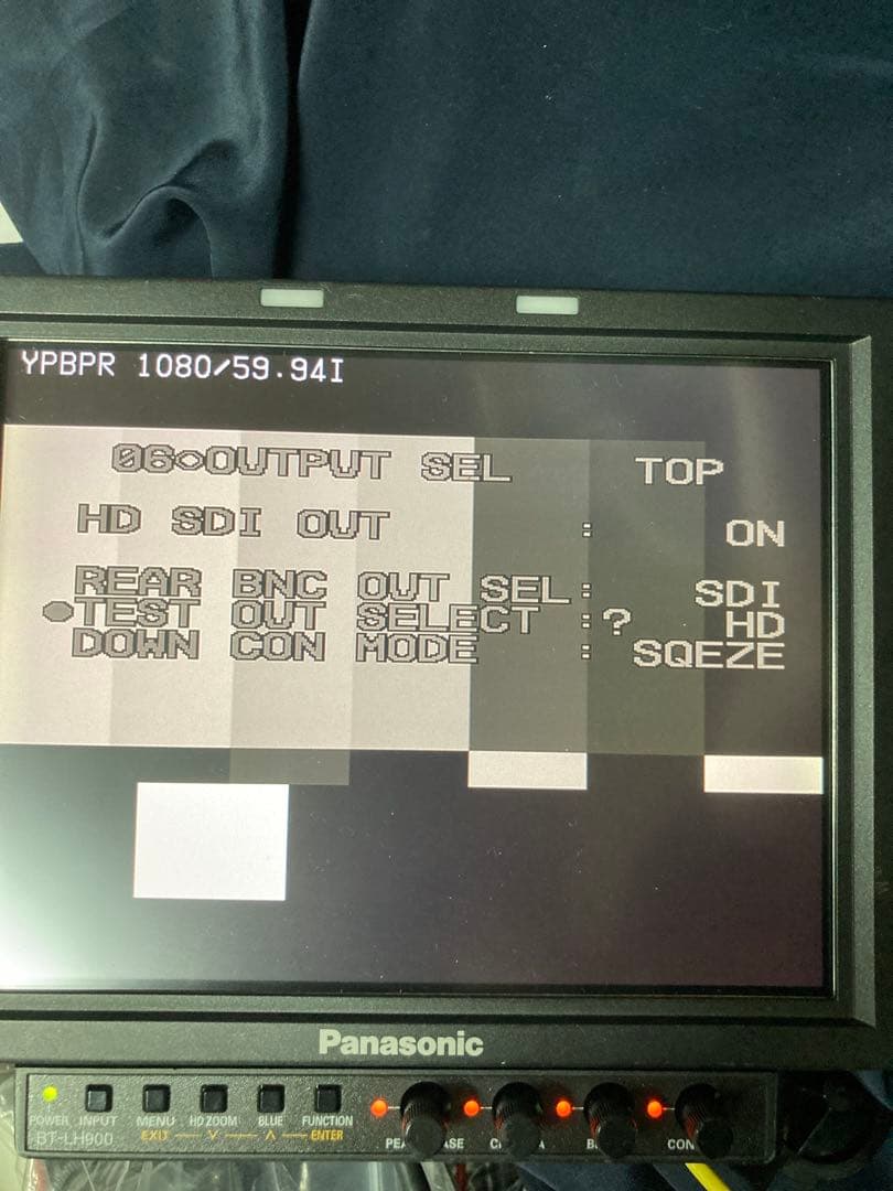 放送用ビデオカメラ本体　HDW-750