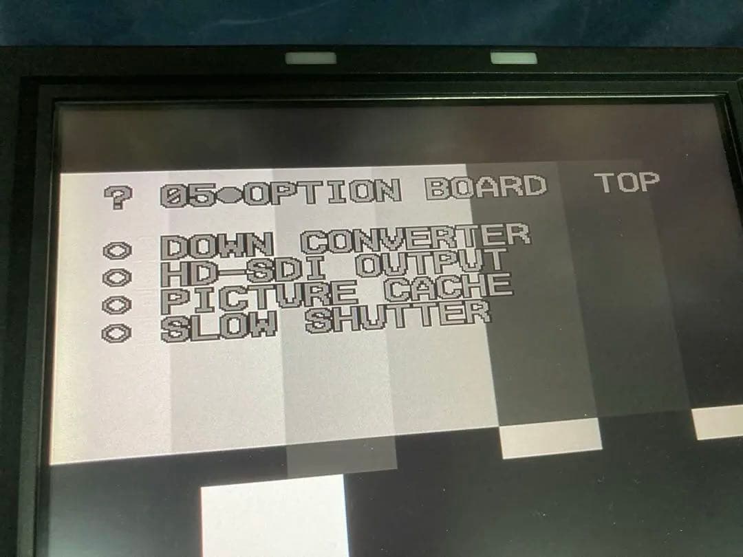 放送用ビデオカメラ本体　HDW-750