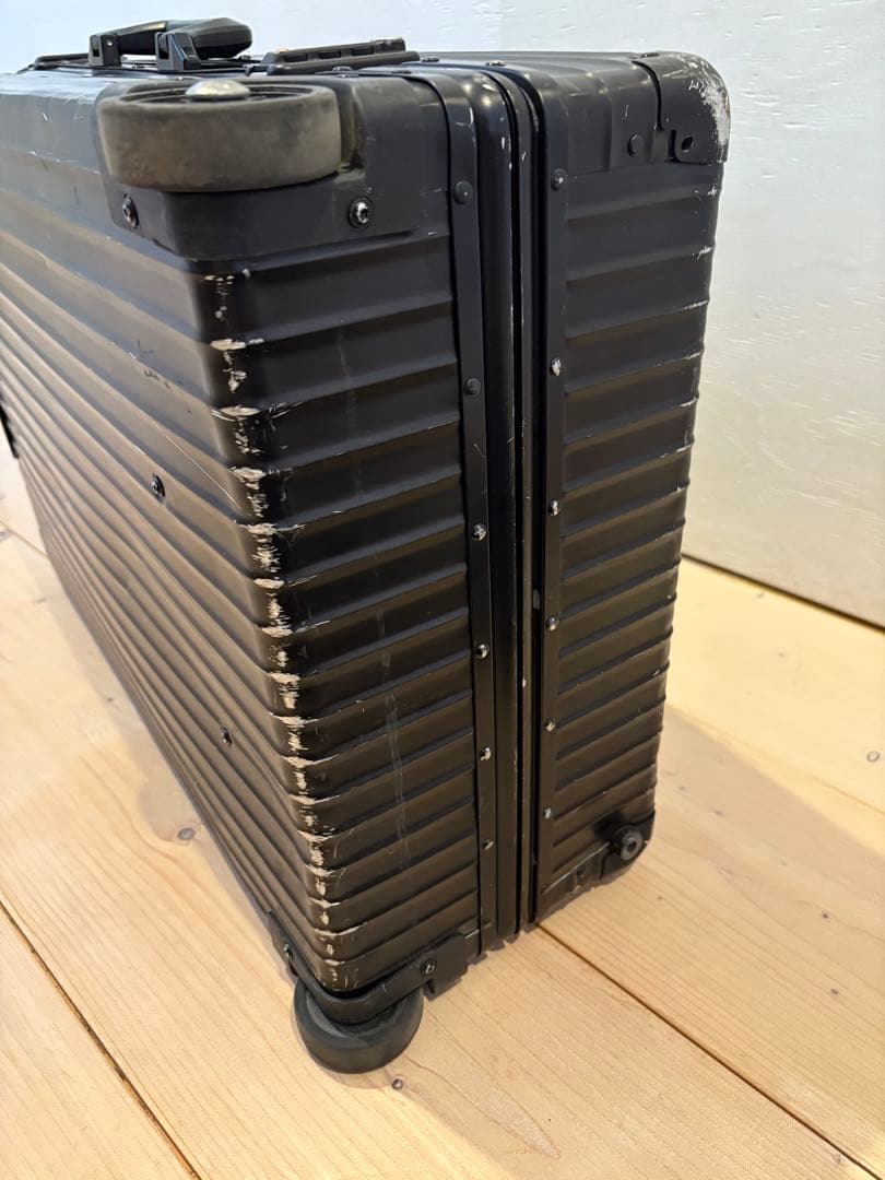 本日中お値下げ　リモワ　アローズ　RIMOWA ２輪