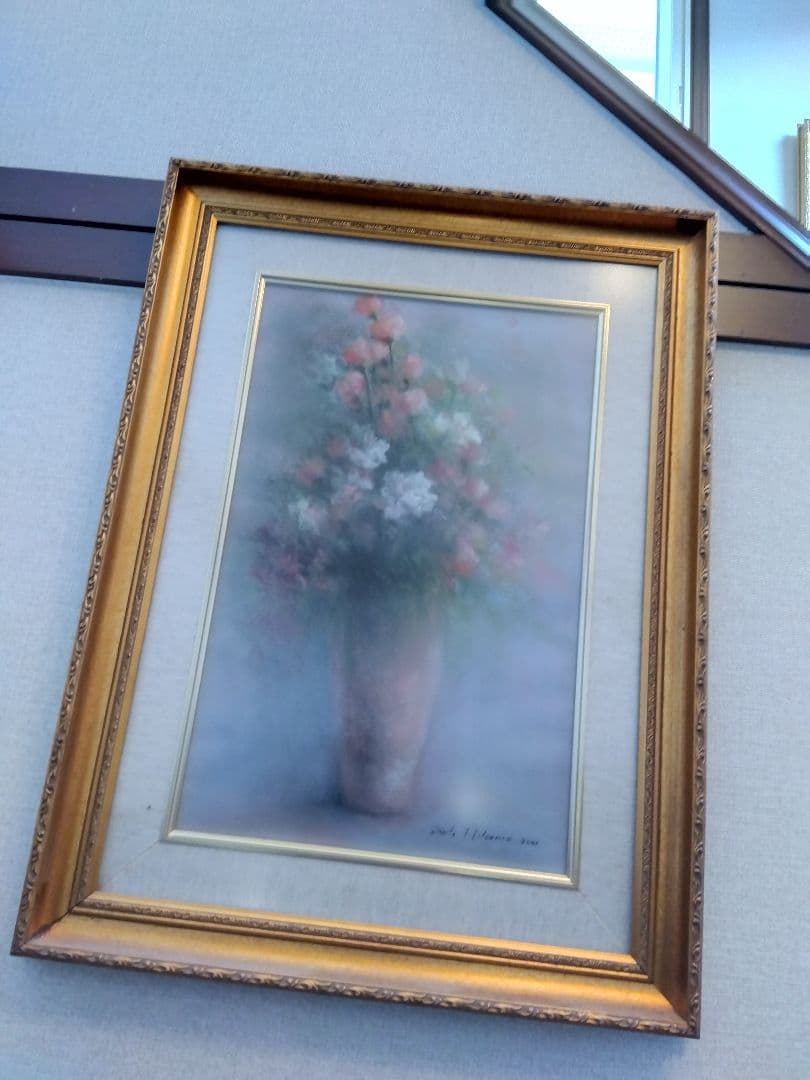 花瓶のパステル画
