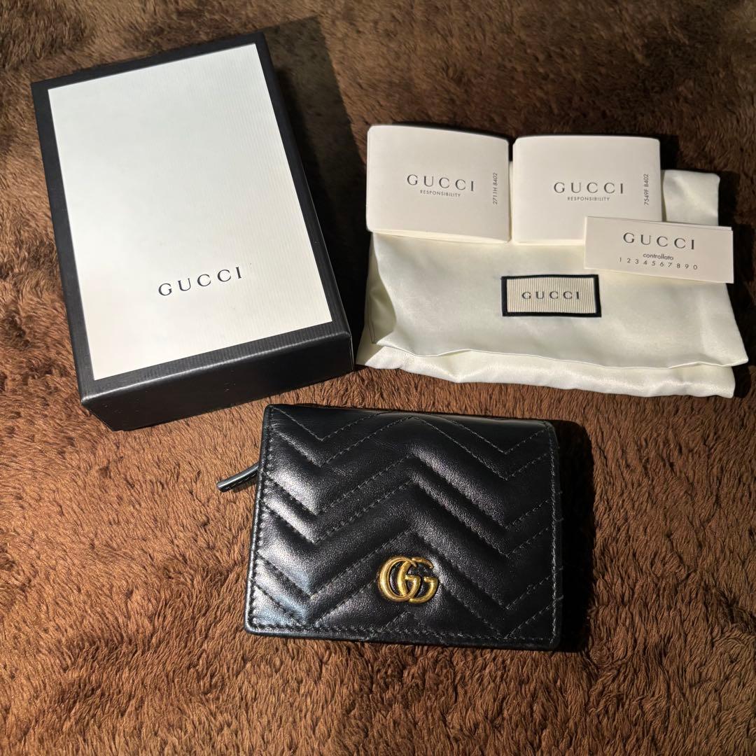 GUCCIマーモント　折りたたみ財布　ブラック
