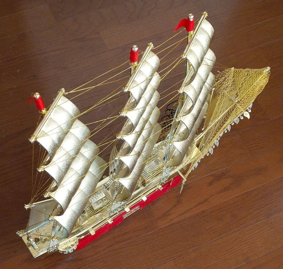 5%寄附◎ 光る黄金色 帆船