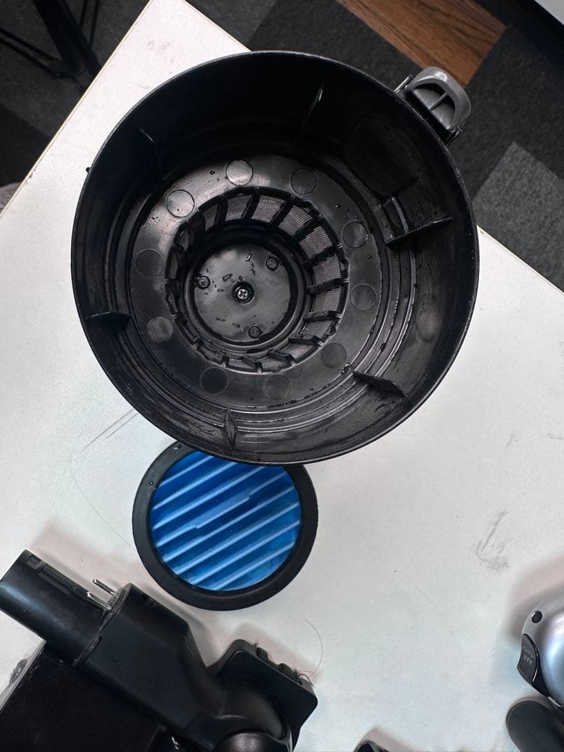 シャープ★掃除機★EC-SR8-B★2023年製★バッテリー新品にくい