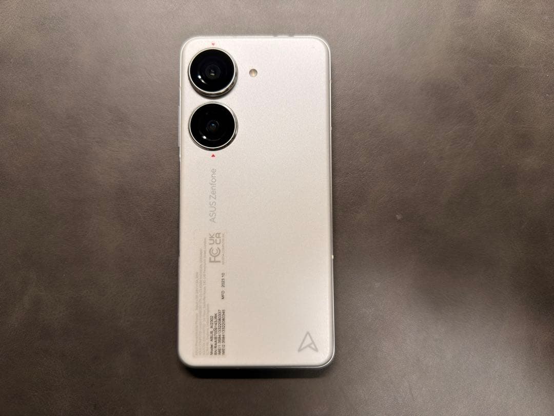 【美品】ASUS Zenfone 10 256GB SIMフリー