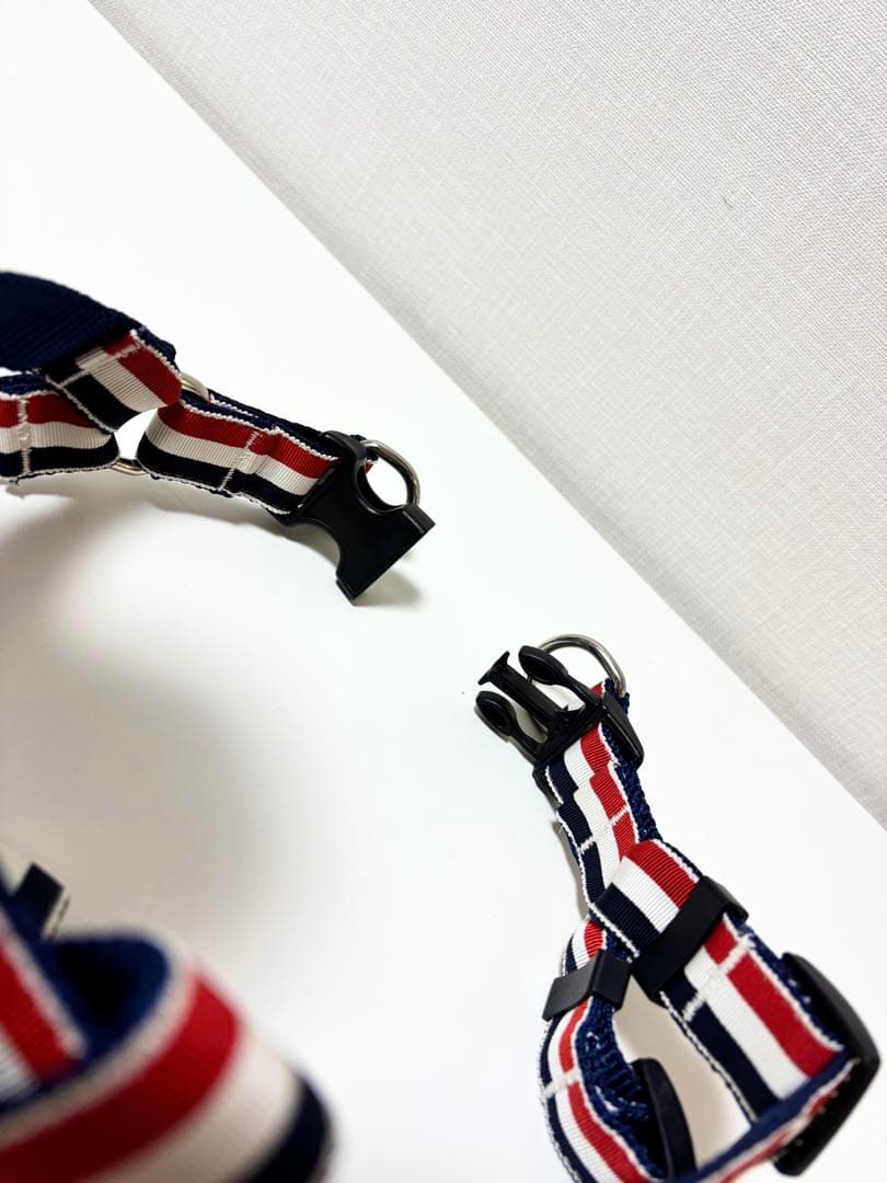 【THOM BROWNE】ドックハーネス 犬用 ペット用品 トリコロール S