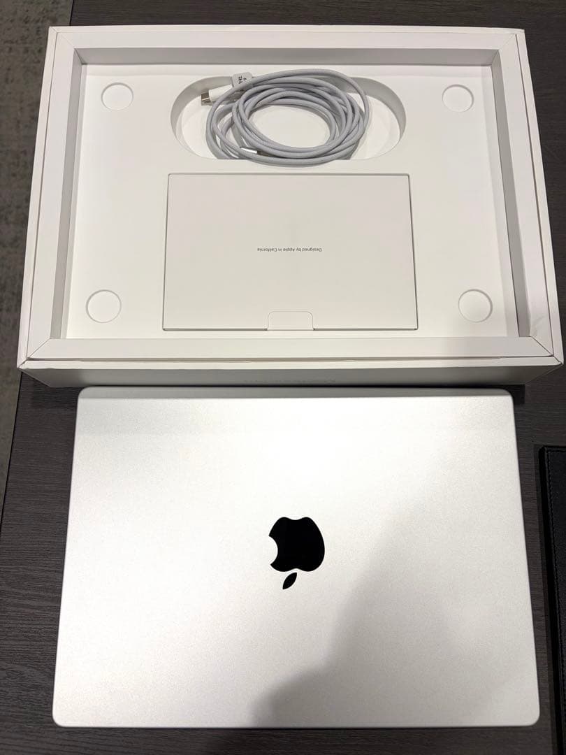 Apple MacBook Pro 14インチ M2 Max 32G / 1T