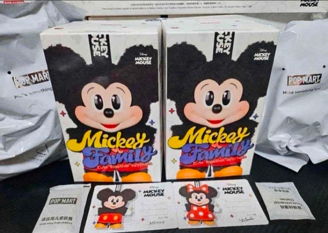 新品 POPMART ディズニーキーホルダーアソートミッキーとミニ